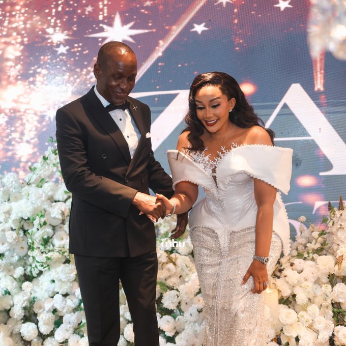 RachaelBwanika's tweet photo. No doubt about it… @ZariTheBosslady is truly loved. 😌❤️
The love speaks for itself! ✨
#ZariTheBosslady #Zari #Love #Africa https://t.co/2HfkneyoZ6