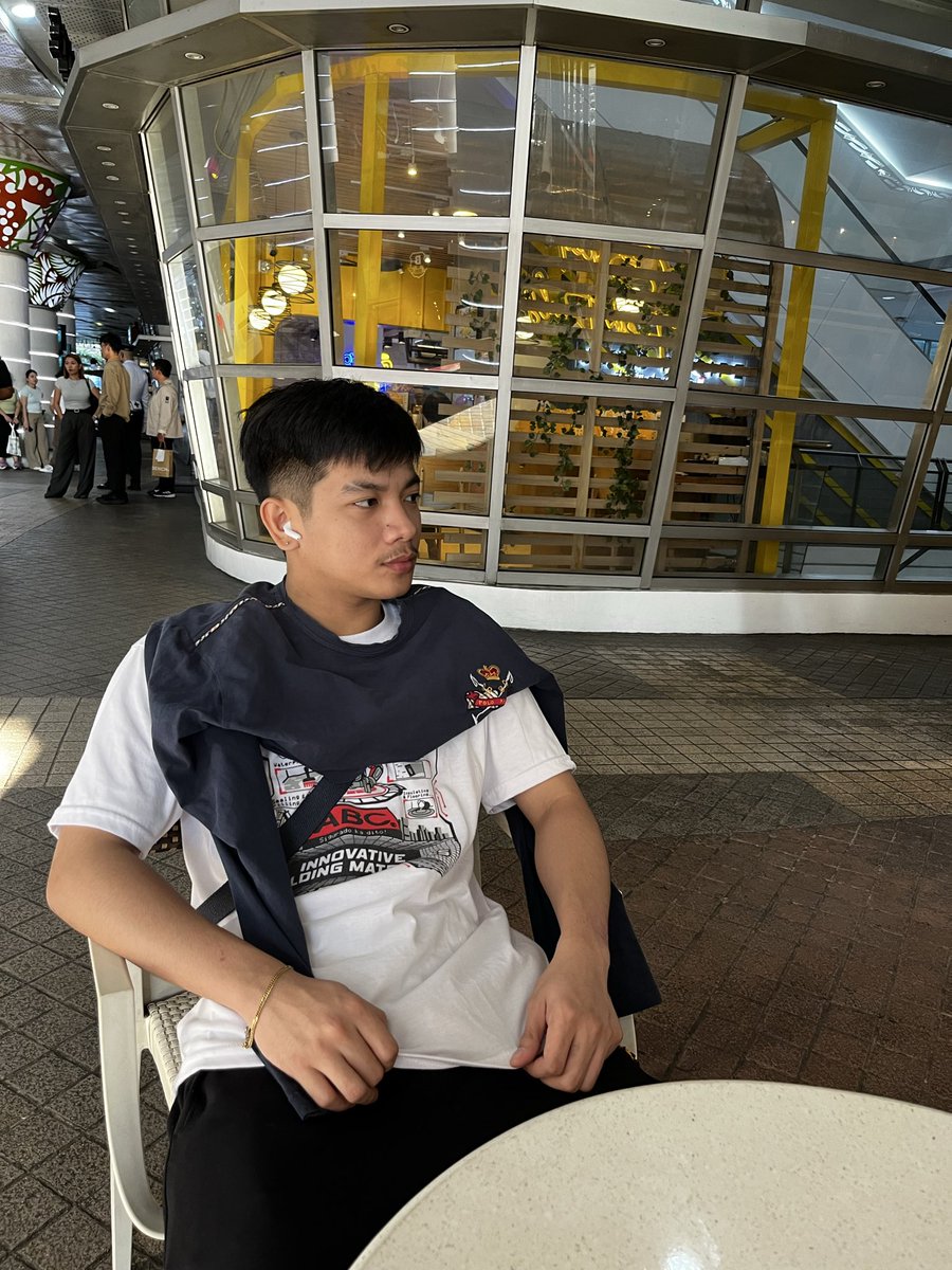 azy_yi43991's tweet photo. 😁 https://t.co/jV9F5un5Xv