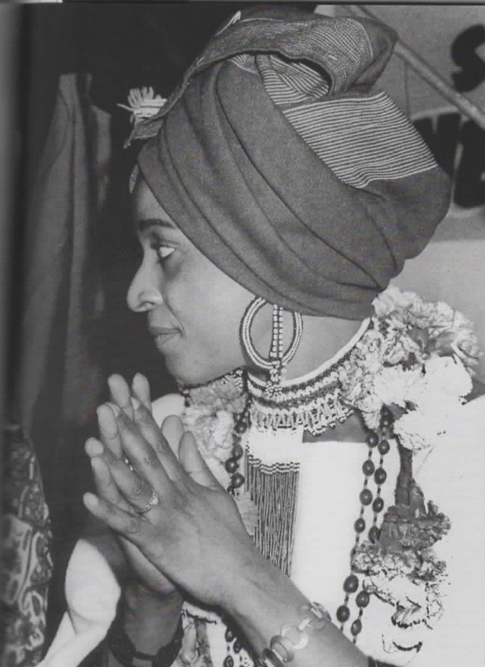 HistorySAZAR's tweet photo. Portrait of Winnie Mandela, c 1973. Credit: Ranjith Kally https://t.co/UKnLbWAPxn