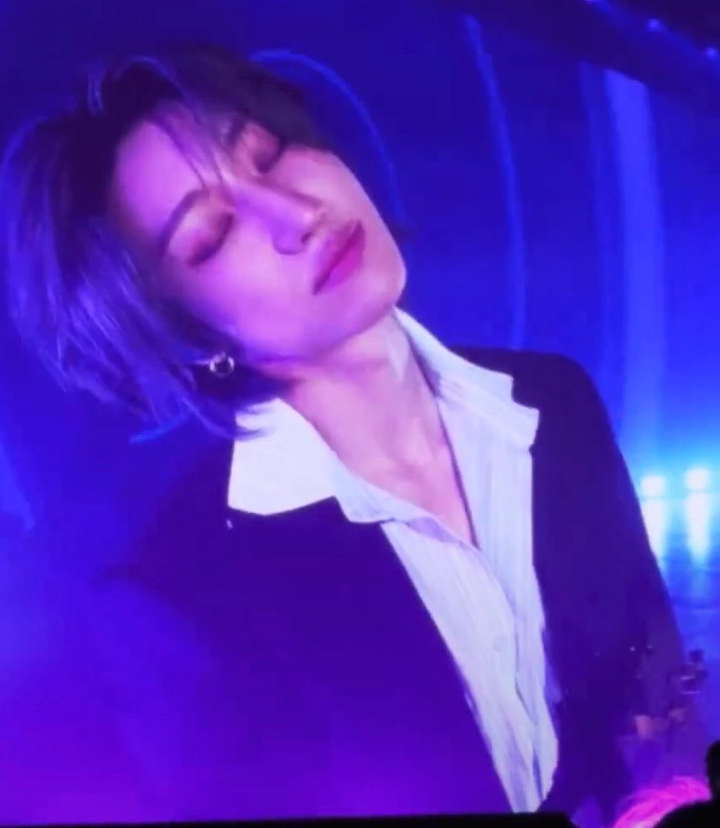 intoxmhao's tweet photo. just casually blessing everyone’s timeline. https://t.co/SQfZlOiqCz