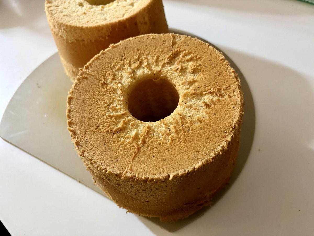 SERS43541322's tweet photo. Iyokan Chiffon Cake🍊
Delivery Service to home party with Whipped cream

 #Homemade 
 #Orangepeel 
 #ChiffonCake
 #Citron
 #豆乳シフォンケーキ https://t.co/wu2qtoFkSv