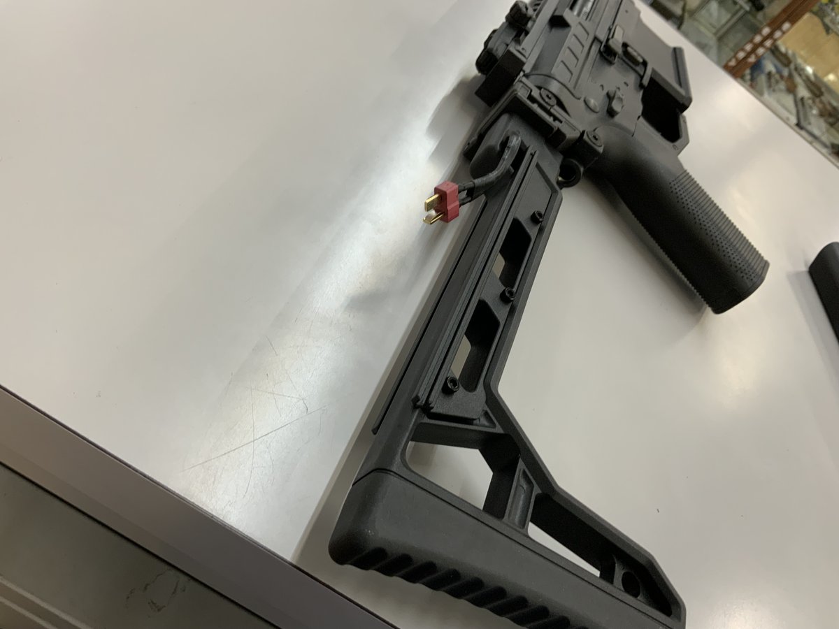 tamtamsagami's tweet photo. 【#ミリタリー】
C.A.T.    Versatile  EVO-10  AR  入荷してます♪
電子トリガー搭載の新商品です！
#タムタム相模原店 #AIRSOFT97 #電動ガン
#サバゲー https://t.co/nQdn080zV0