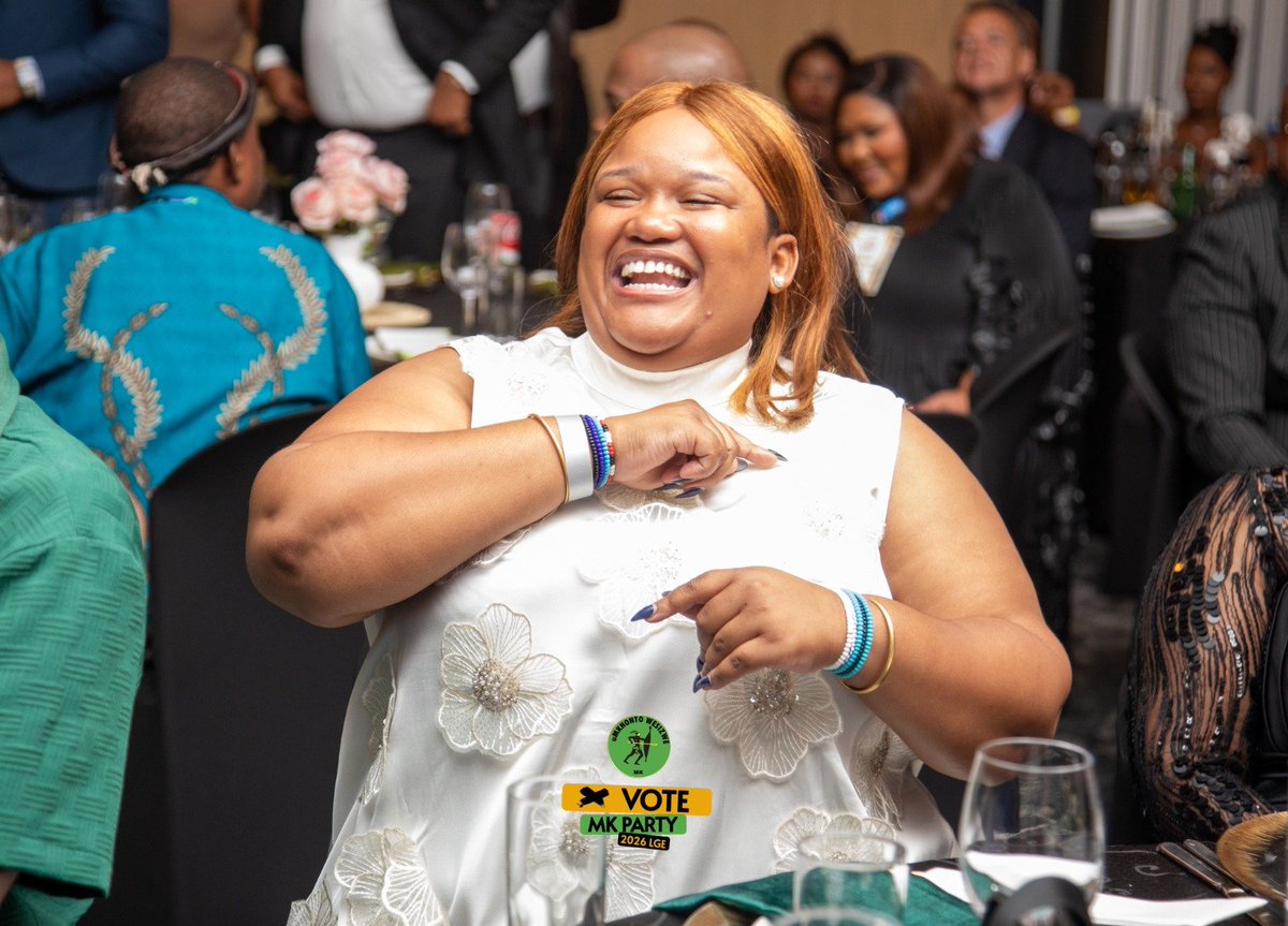 MkhontoweSizwex's tweet photo. His Excellency President Jacob Zuma relaunched the Jacob Zuma Foundation at the Radisson Blu Hotel in Durban last night.
People came out in numbers to show their support for President Zuma and the Foundation’s vision of serving communities &amp; contributing to a better South Africa. https://t.co/4u075zOfF3