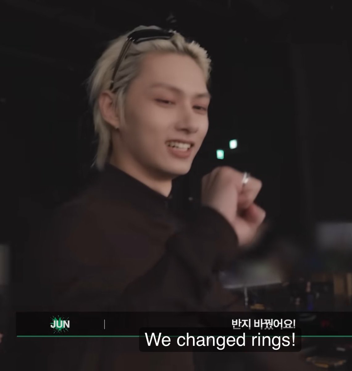 moontomeetyou's tweet photo. saw a comment guessing that the ring on one of the tails is his svt group ring… im gonna cry https://t.co/T25ePp4rlh