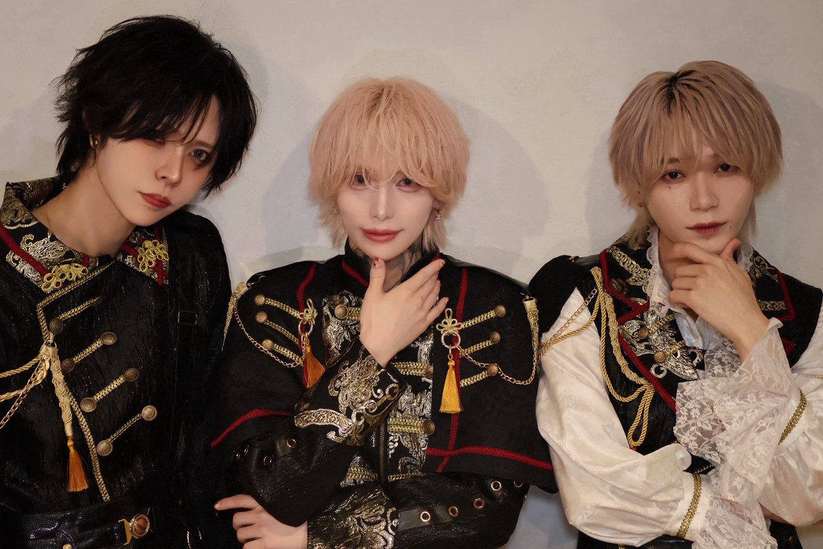 ENMA17_official's tweet photo. ❖━━━━━━━━━━━❖
　　　　2026.09.29
　　　TikTokペア配信

             【遥斗チーム】
　　遥斗、えな、けい

     RP+♡が一番多いチーム
　　　が配信致します🪬

              ■投票期間■
　　　9/28  23:00迄
　　
❖━━━━━━━━━━━❖ https://t.co/kTmwwSfcjJ