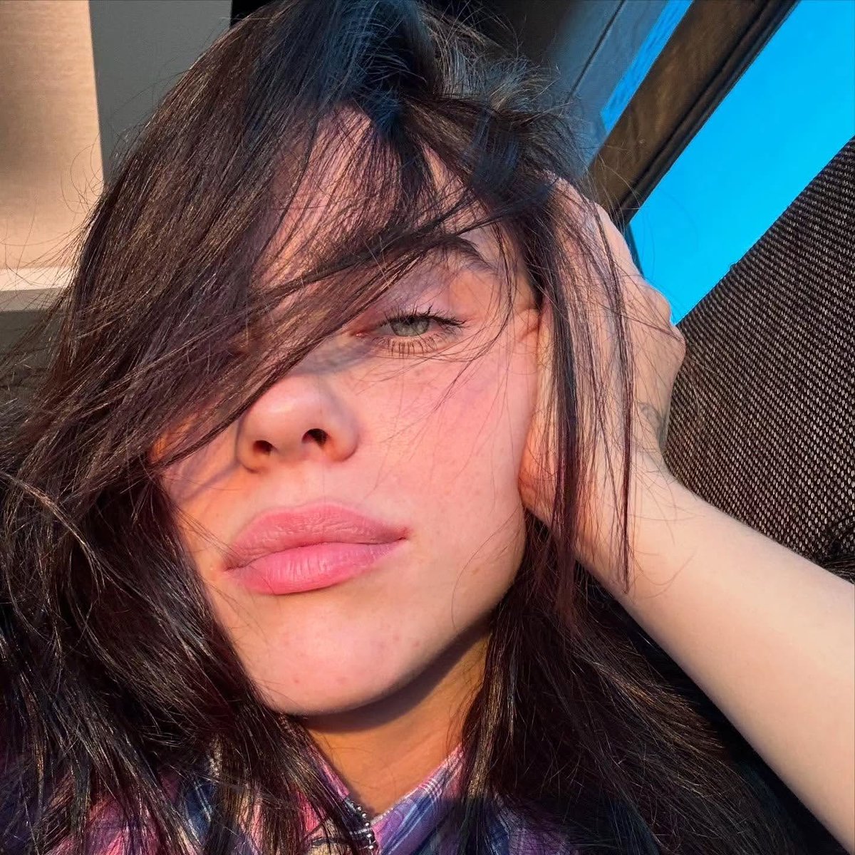 iversen21046's tweet photo. Thank you so much for your love! ✨ #billieeilish #celebrity #eilish https://t.co/eXeJCMHqdb
