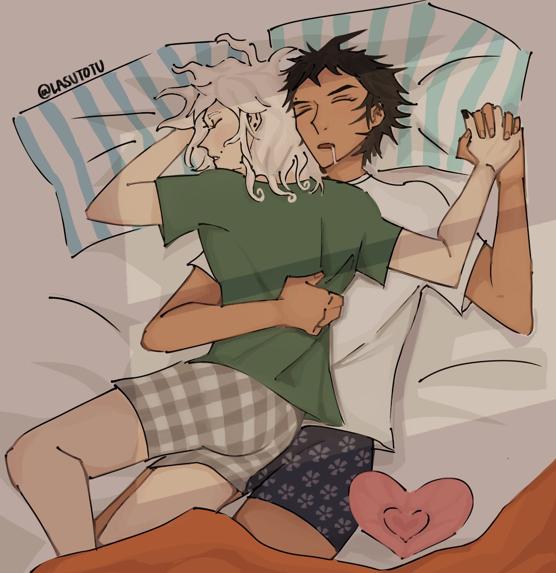 lasutotu's tweet photo. lazy afternoon naps #hinakoma #komahina https://t.co/IXlQbK0X5e