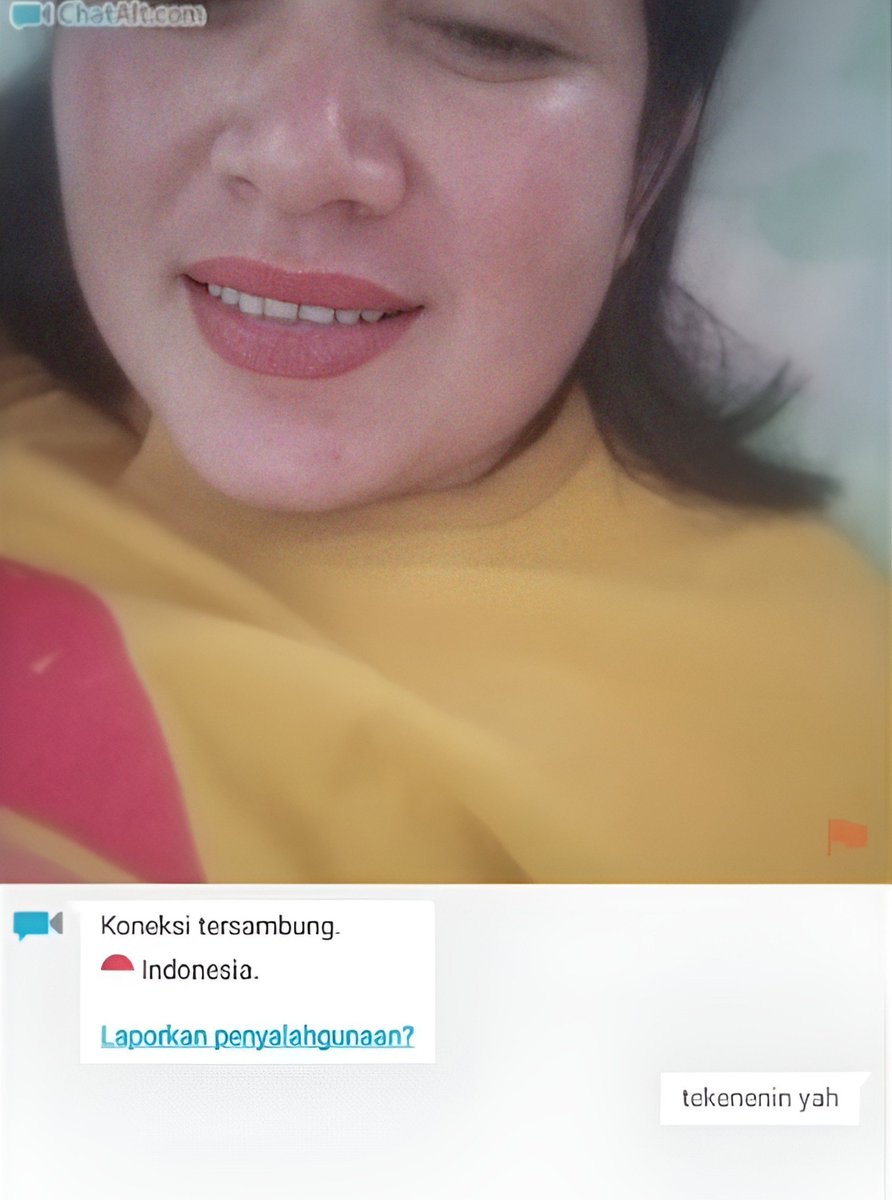hwangjl's tweet photo. Ome tv dikasih semangat sama binor

https://t.co/xN2rFQcEwF https://t.co/OxZFAH9cH2