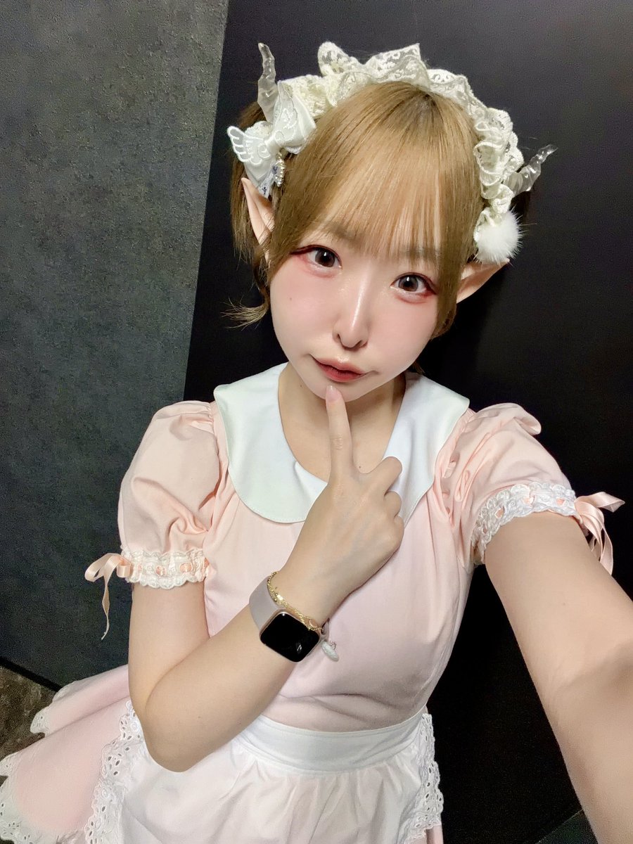 moyumi_ryugenro's tweet photo. 🎀龍姫の超メイドDAY1日目🎀

もゆは今日だけなのでメニュー全制覇しようね💭 https://t.co/Dk3KhM8EdH