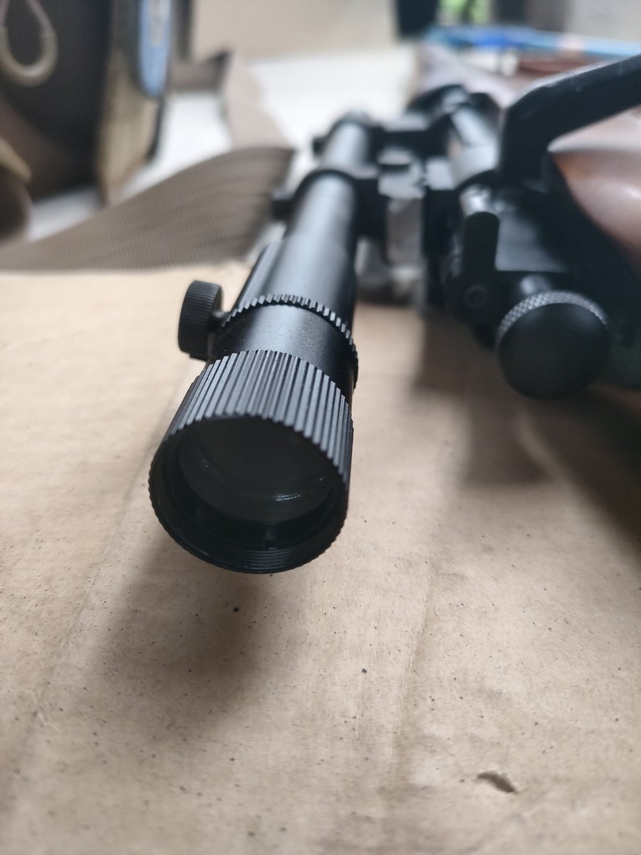 Tsunocch's tweet photo. m1903のm73スコープ！
何年かかったか分からないが入手方法を見つけたよ！
ebayでもヤフオクでもなく！
レプリカはG＆Gのお客様問い合わせから純正パーツ注文で手に入るぜ！
マウントは微妙に合わないので加工が必要だがなんとかついた！
んー！かっこいい！ https://t.co/EPeTzc4R5f