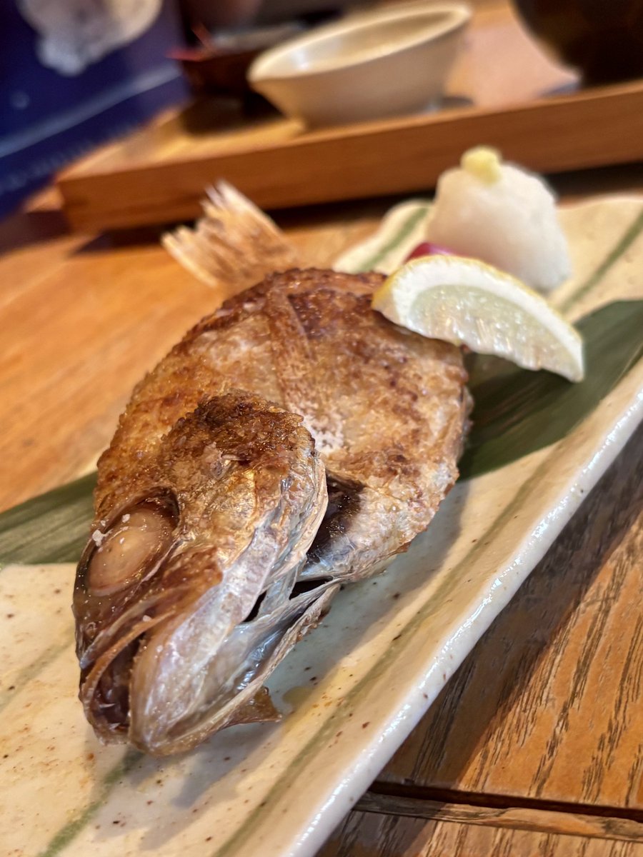 chiruchanpy's tweet photo. ✈️🐟🎂 https://t.co/WC0jVlTHHT