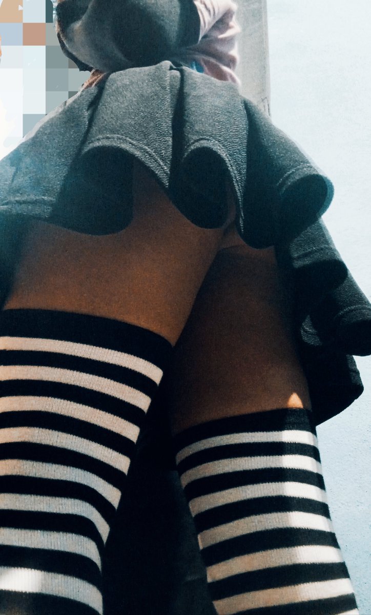 Misecretofehn's tweet photo. De madrugada, foto experimental hehe salió bien ? #femboys #femboy #femboyespañol https://t.co/FZ6ql9Oq6d