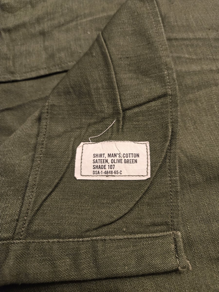 CnK2021's tweet photo. 1960s US Army 2nd Pattern OG-107 Shirts(Set up as Green Beret)
60년대 미 육군 2세대 OG-107 셔츠(그린베레 세팅) https://t.co/9sjekvEsVZ