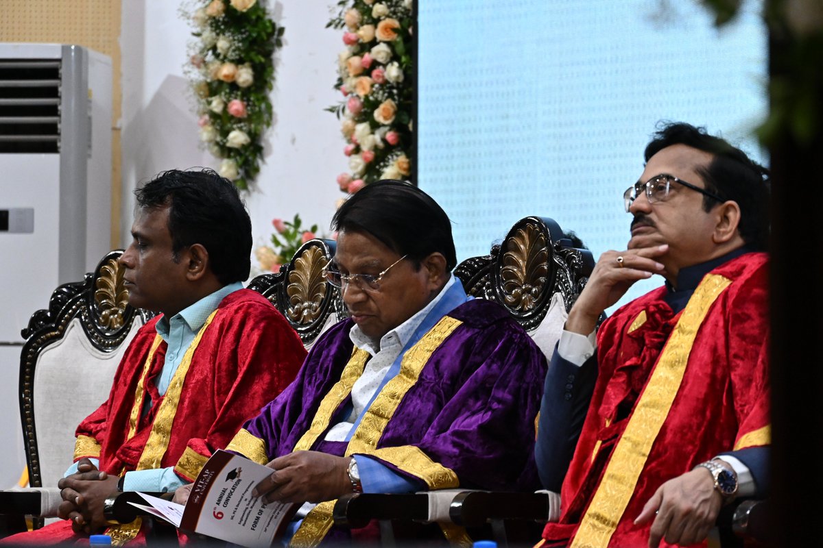 VITAPuniversity's tweet photo. Distinction earned, futures ignited.
The opening session of VIT-AP University’s 6th Annual Convocation stands as an eloquent testament to the quiet sacrifices, unwavering resilience, and intellectual brilliance of our highest achievers.
#VITAP #6thConvocation https://t.co/f55k7K7KLy