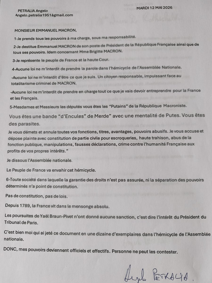 Angelo775123677's tweet photo. @rynoxidc Cet encule de merde à violement mis un coup de poing par derrière comme un lache à un homme qui ne s'y attendait pas. Il n'y a pas pire comportement de MERDE. A BANIR. https://t.co/bMYC0omX1k