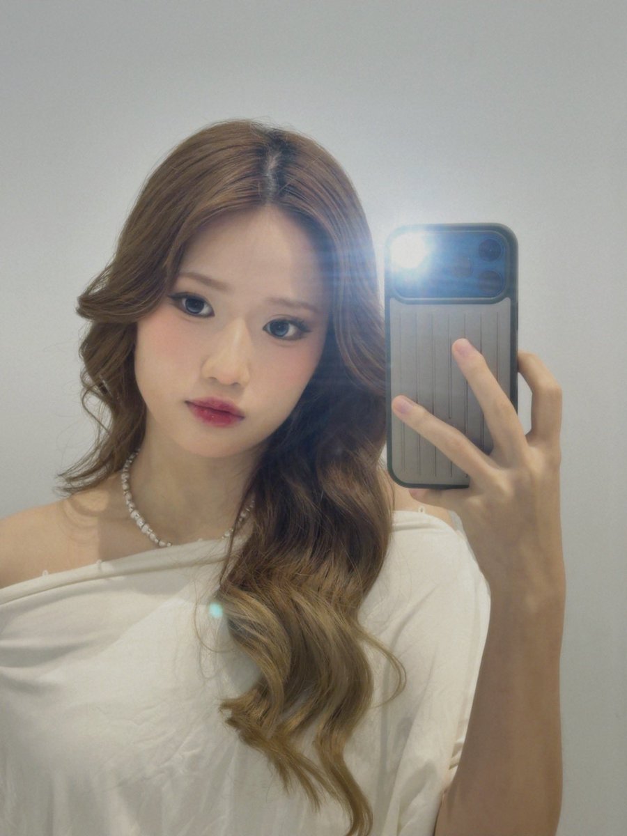 Yishyan_klp48's tweet photo. tft 🫂🩷 so so fun!!!! new style https://t.co/eJoDjrpGoM