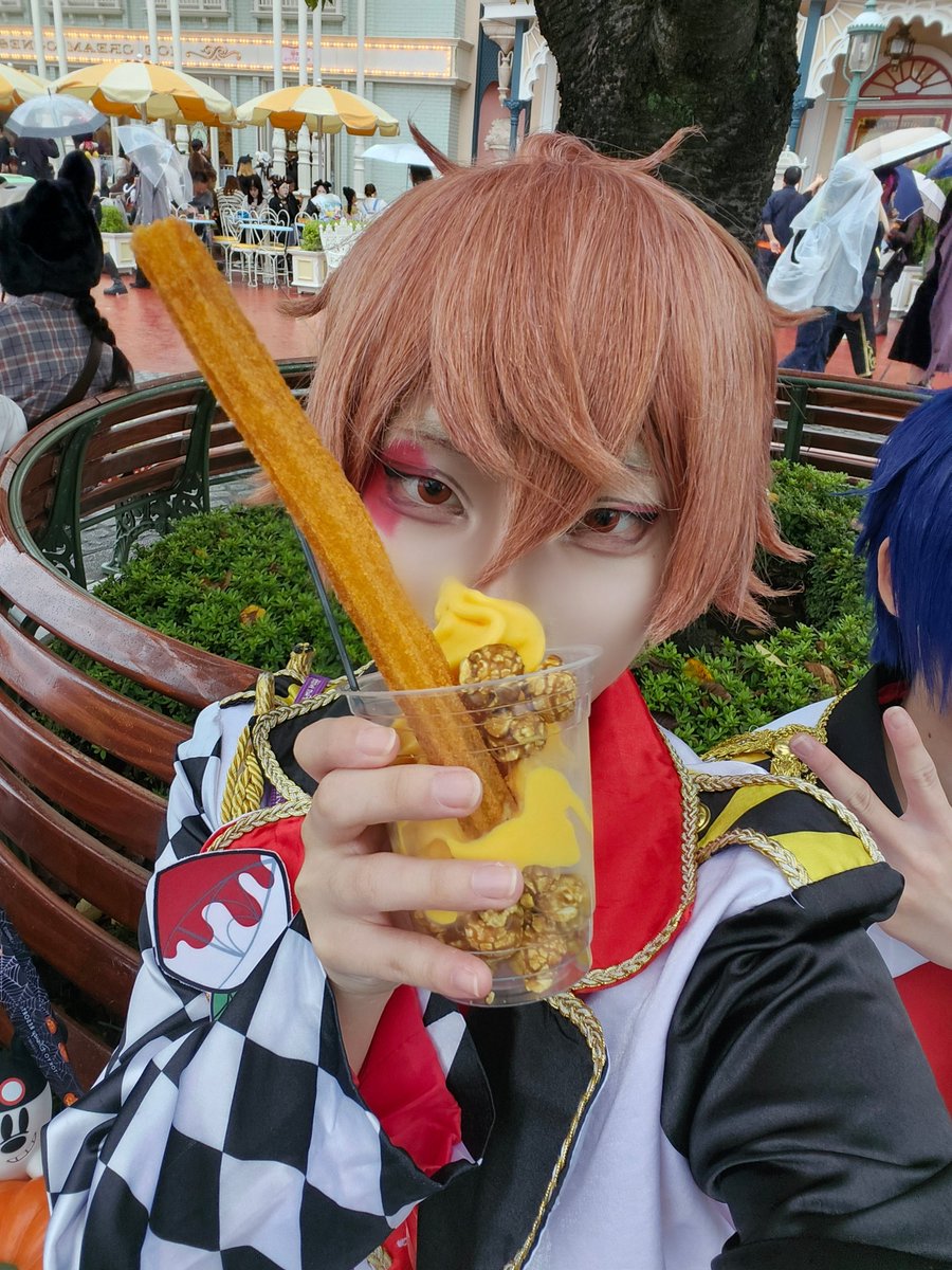 yu_22_ki_'s tweet photo. ハーツ寮服でいます～！！
#Dハロ仮装2026 #Dハロツイステ https://t.co/OSxKJ88Q0L