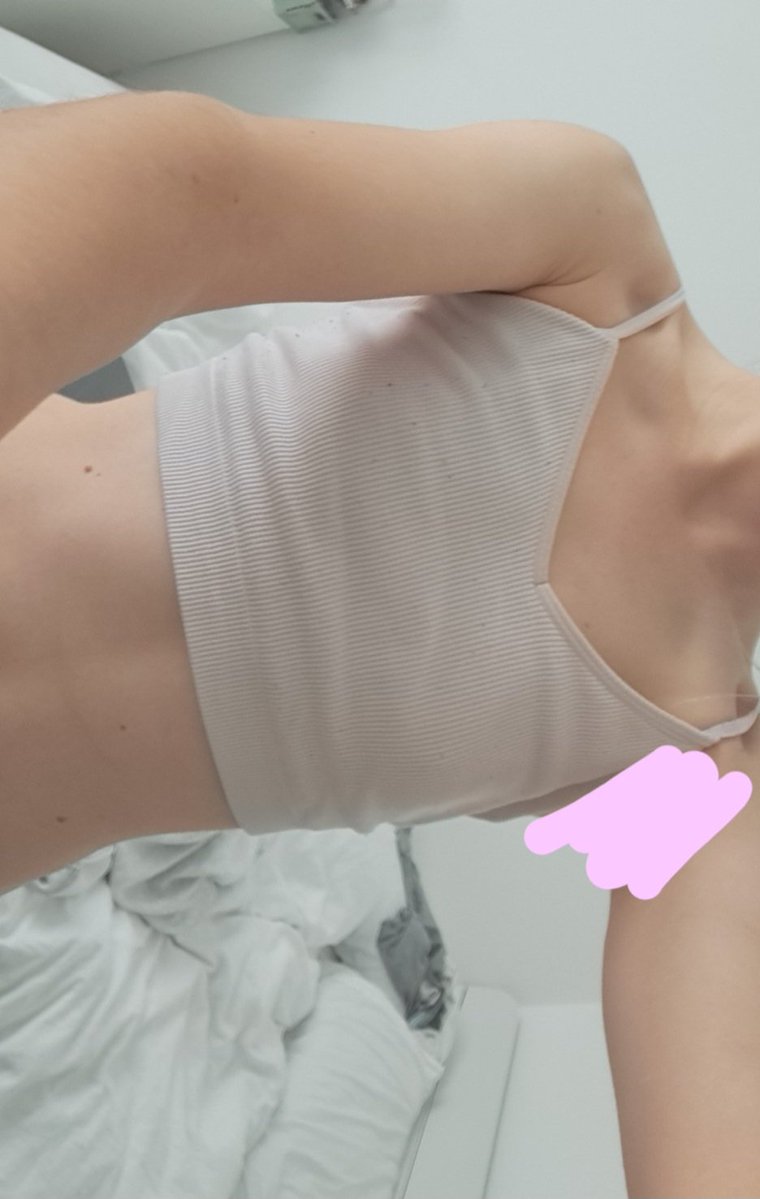 vampirexic33176's tweet photo. bmi guesses would be greatly appreciated ive been binging a ton lately and im very scared https://t.co/em7rYaVWxD