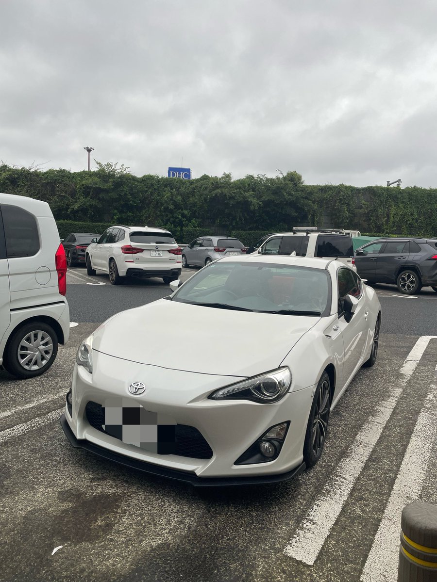 Sakupyz's tweet photo. 納車した！初めて自分で買った車🥰 https://t.co/kUctsxYxrK