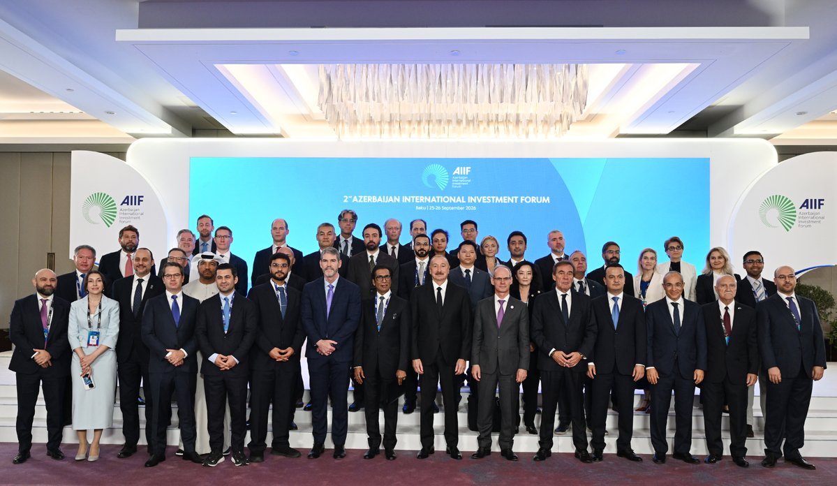 azpresident's tweet photo. Prezident İlham Əliyevin iştirakı ilə Bakıda Konqres Mərkəzində onlayn formatda Mingəçevir Sənaye Parkında “Textile Horizon” MMC-nin “Tekstil Klasteri” layihəsi üzrə istehsal müəssisəsinin təməlqoyma mərasimi keçirilib.

https://t.co/o5twWnBw5d https://t.co/hMaRupXW3T