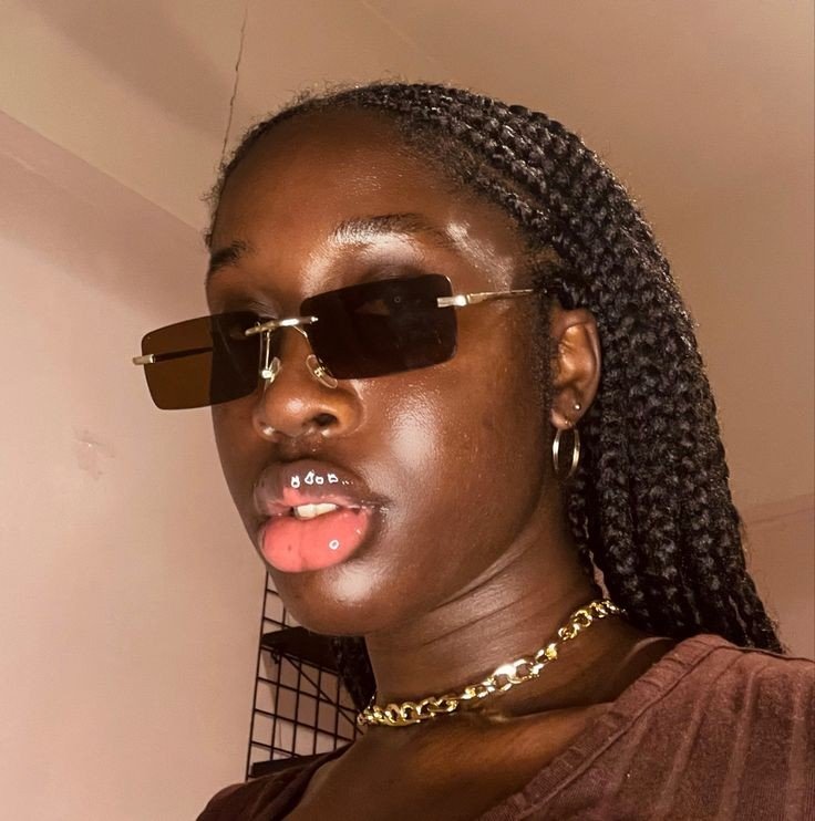 CB_Montana9's tweet photo. Fact about girls with big lips ? https://t.co/eLm3Zr8pzh