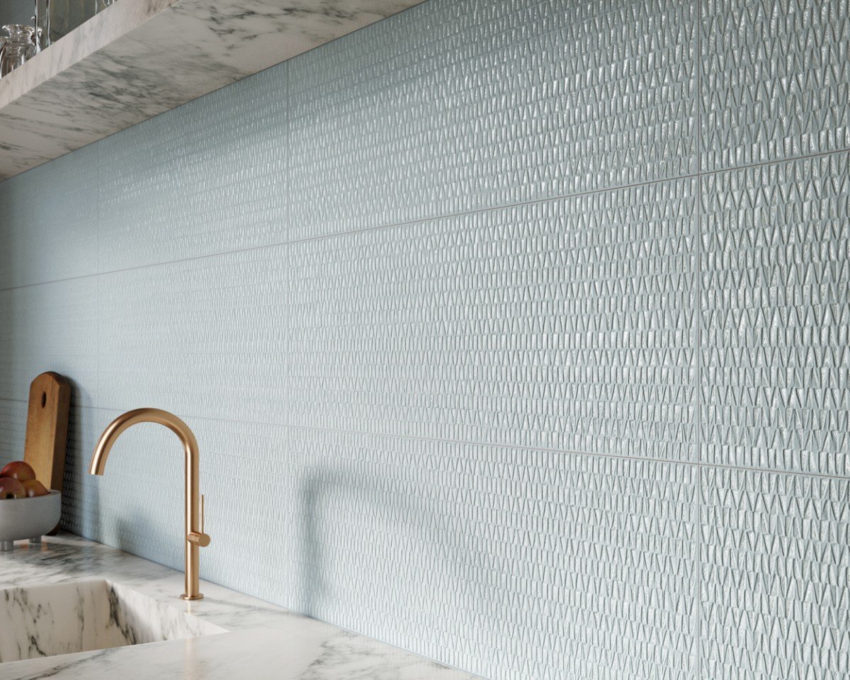 acedobanos's tweet photo. Te presentamos la nueva serie Alura en formato 30x90 azulejo pasta blanca rectificado.
Alura se inspira en el yeso y el barro modelados a mano, capturando el gesto del artesano en cada textura. 

#azulejos #malaga #málaga #cristacer #reformas https://t.co/oSntpwTK5X