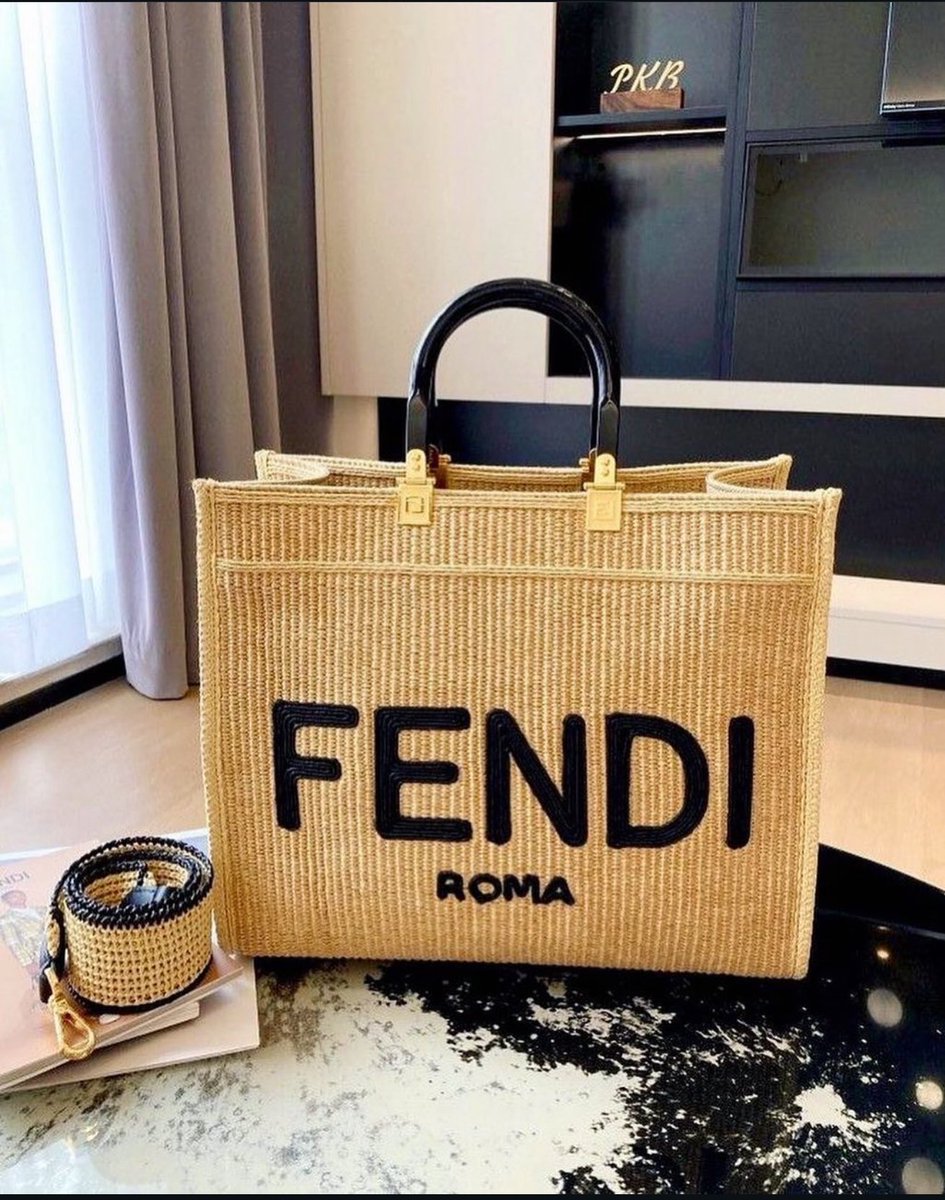 bimpiemadoks's tweet photo. What’s your weekend vibe like? I love shopping, 🛍️  🛒 malls, perfumes, scents, food 🍲, drinks 🍸, trying out new stuff, music, kissing☺️, smiling, basically just living life to the fullest…….✨

————————-🤎————————-

To wrap it all, I love expensive sh*t!👌🏽✨🤩
I hope your weekend has started well…?!Breathe,🧘🏽 do some Yoga. 🫶🏽 I always say, I’m the best version of myself, my own yoga, my own strength, my own therapy👌🏽🫶🏽✨🧘🏽🤸🏼🧘🏽‍♀️Roger that👌🏽😉 sending you all🤍