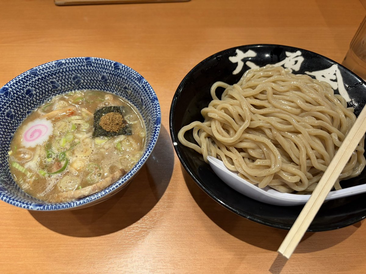 lyooo123's tweet photo. 1.金子半之助
2.電光石火
3.三田製麺所
4.六厘舎 https://t.co/xMdbc4CgCK