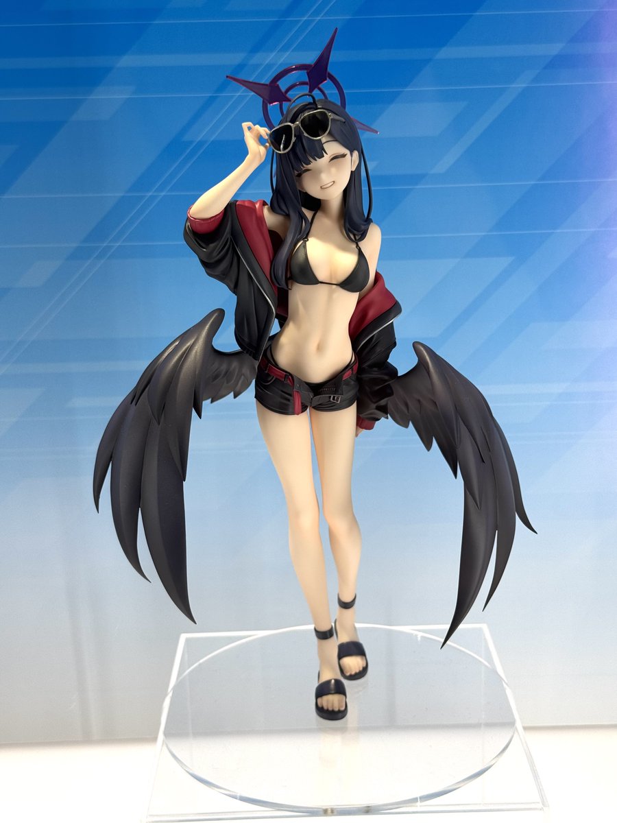 kagikkosan's tweet photo. メガホビEXPO行って新作フィギュア色々見てきた〜。お目当てのイチカ（水着）やジェンティルドンナも見られて良かった https://t.co/LP39MoDK7j