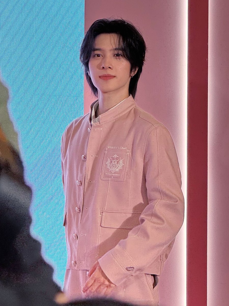 msiakpopfans's tweet photo. [📸] 260926 IN2IT 25th Anniversary Meet &amp; Greet with Hendery

#IN2ITMalaysia #IN2ITCosmeticsMY #IN2IT25thAnniversary #25YearsofBeautyAndLove #IN2ITXHendery #NCT #WayV #Hendery #HENDERYinKL https://t.co/VNW4mkE9Da