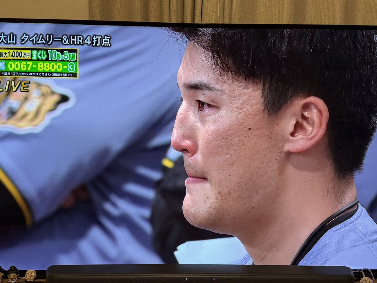 yonlemo's tweet photo. こういう姿見せられると応援するしかない！って思う！！
連覇には元山選手の力も絶対必要なんですよ😭😭 https://t.co/K0IG5O1x0k
