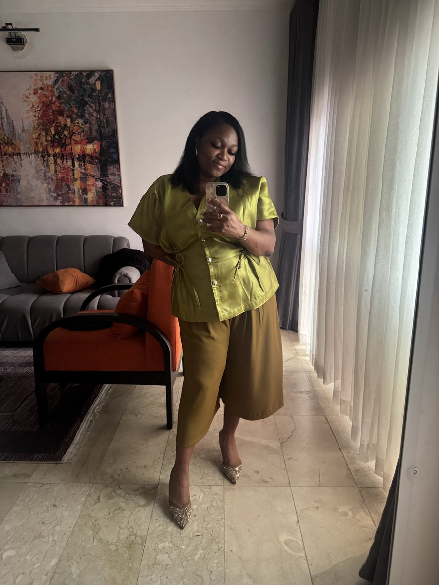 IwalolaSobowale tweet picture