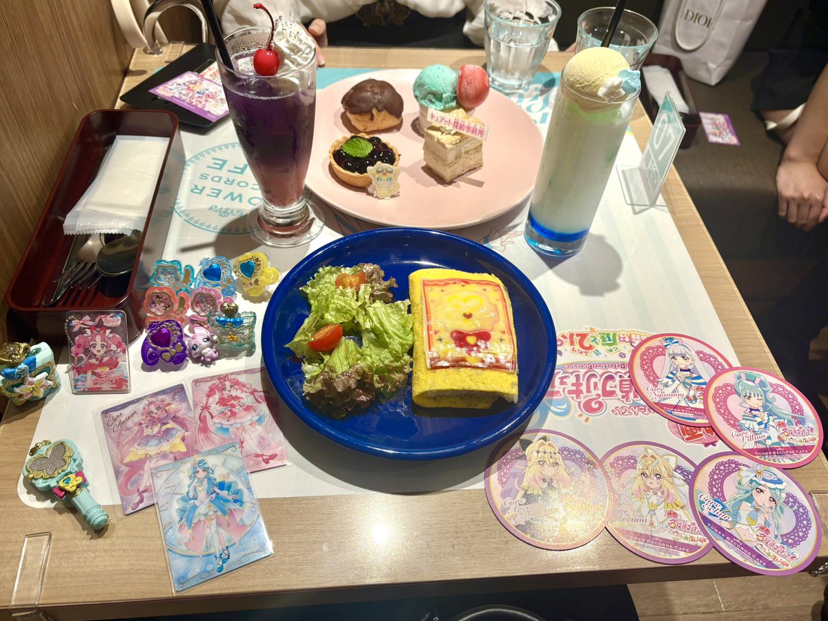 Momo152868's tweet photo. タワレコカフェ最高だった💕 https://t.co/9HFlk8S2Gc