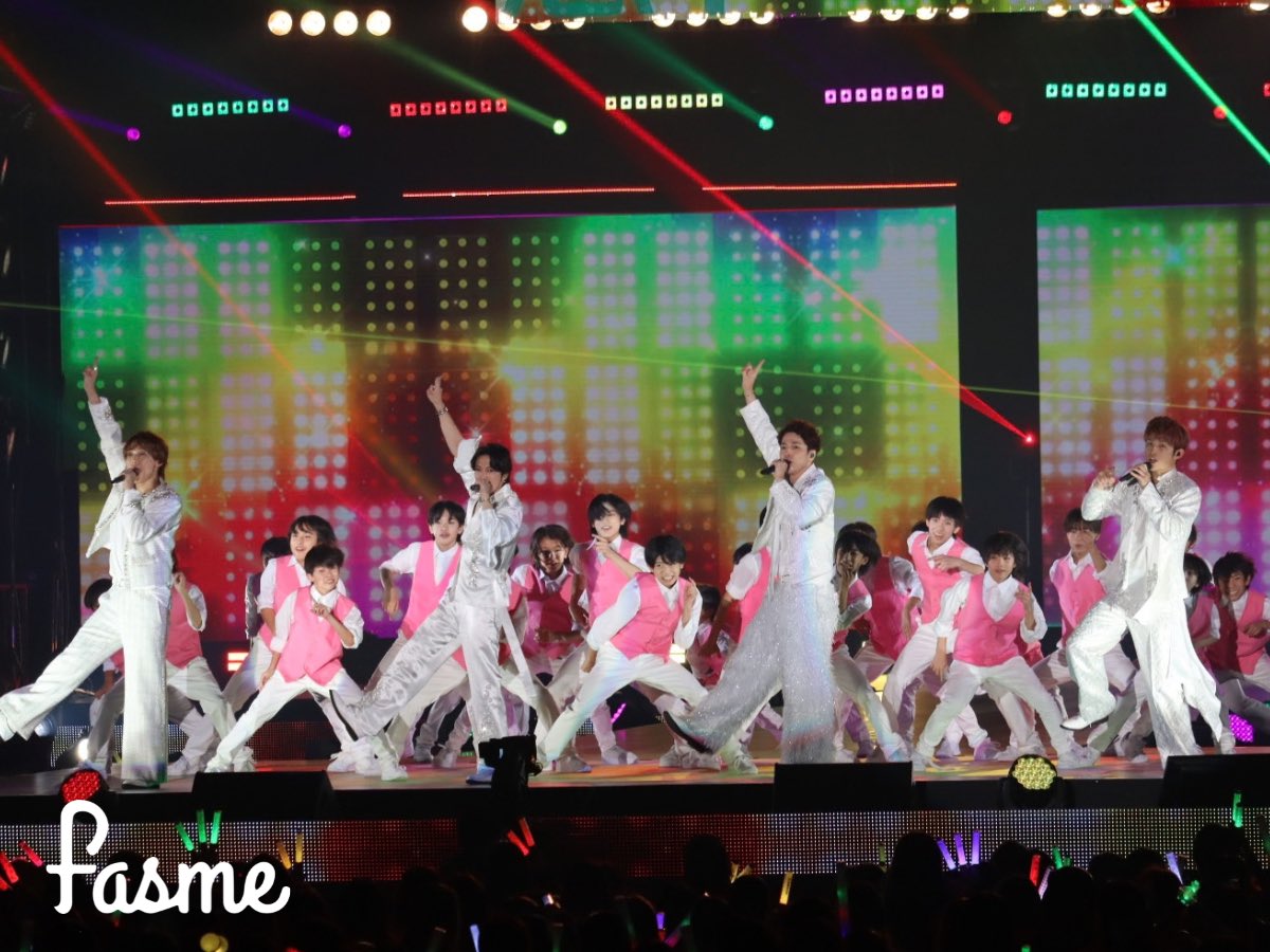 fasme_media's tweet photo. ˗ˏˋ 🩷Rakuten GirlsAward 2026 AUTUMN/WINTER🩷 ˊˎ˗
GirlsAward LIVE!!

いよいよ11月11日にデビュー！
#ふぉ〜ゆ〜 
「星屑の詩-ウタ-」
「4EVER 4U.!!!!」
「BLOOM WORLD」

デビュー曲を含む3曲を披露✨

ジュニア達へ『デビューは早い方がいい』とアドバイスで笑いを誘う一面も！

#ガルアワ2026AW