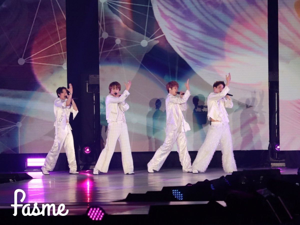fasme_media's tweet photo. ˗ˏˋ 🩷Rakuten GirlsAward 2026 AUTUMN/WINTER🩷 ˊˎ˗
GirlsAward LIVE!!

いよいよ11月11日にデビュー！
#ふぉ〜ゆ〜 
「星屑の詩-ウタ-」
「4EVER 4U.!!!!」
「BLOOM WORLD」

デビュー曲を含む3曲を披露✨

ジュニア達へ『デビューは早い方がいい』とアドバイスで笑いを誘う一面も！

#ガルアワ2026AW