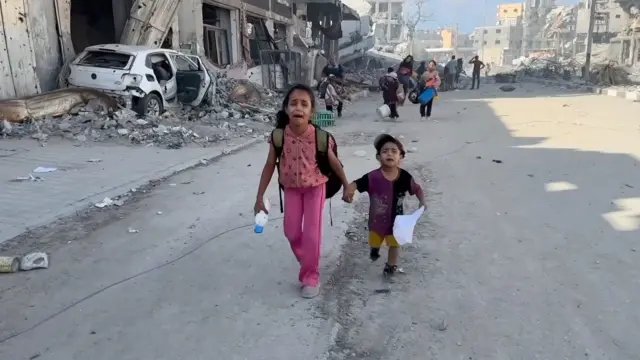 sanabano_1404r's tweet photo. In Gaza, children are not numbers. They are names, dreams, and futures stolen by bombs. If this is the “most moral army,” then morality has lost its meaning
#MostMoralArmy https://t.co/gHtMLJMdIh
