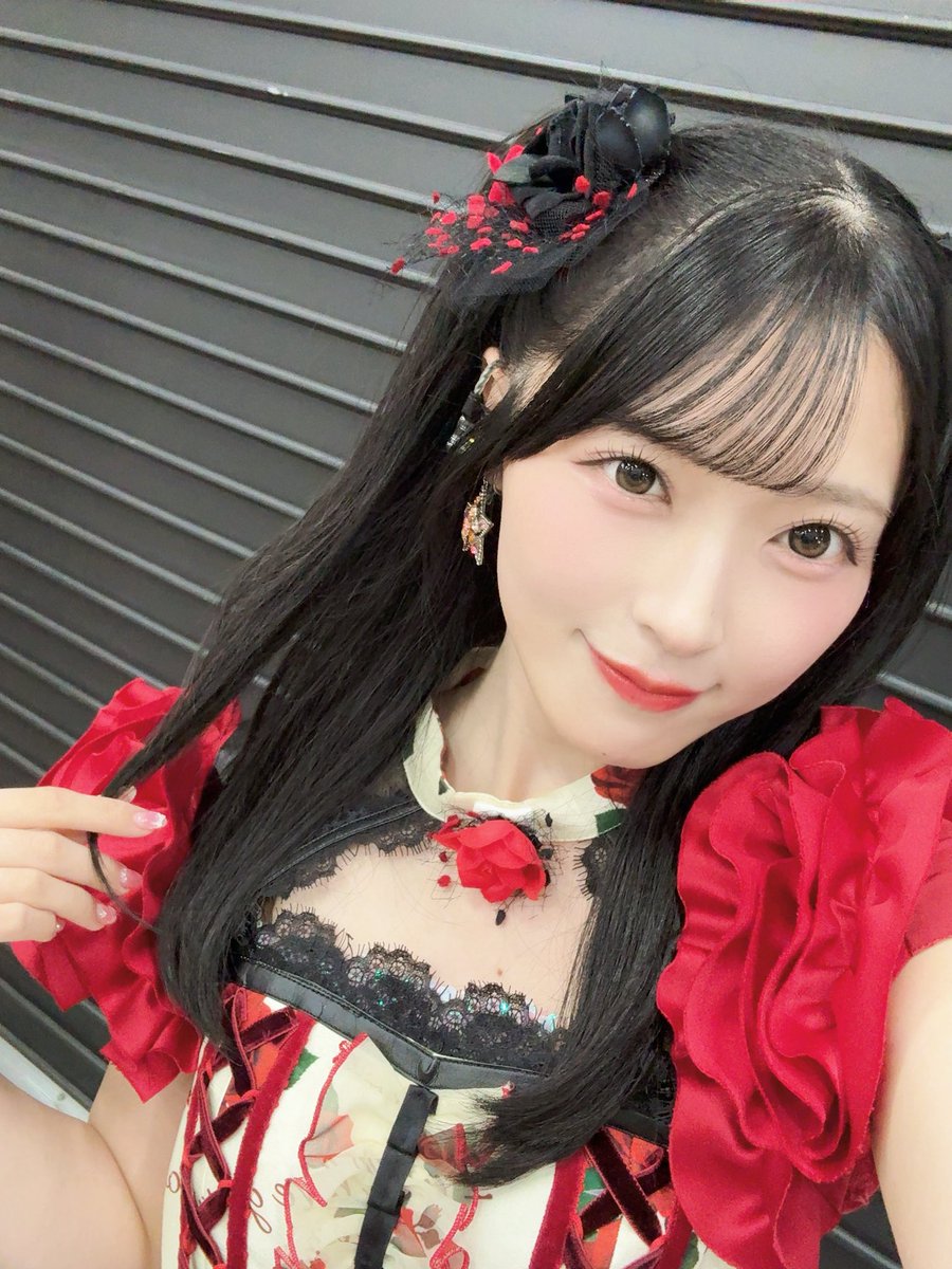 airi_sato0624's tweet photo. #AKBサンコンコン 「好きishコンサート」
ありがとうございました💐🌟

みなさんとメンバーの熱気をとても感じて
すごく楽しかったし胸が熱くなりました❤️‍🔥
２２期生のみんなのお披露目もあり
今日からまた新しいスタート！

夜公演も楽しみだねーー！>  ̫ < https://t.co/jVhULZobef