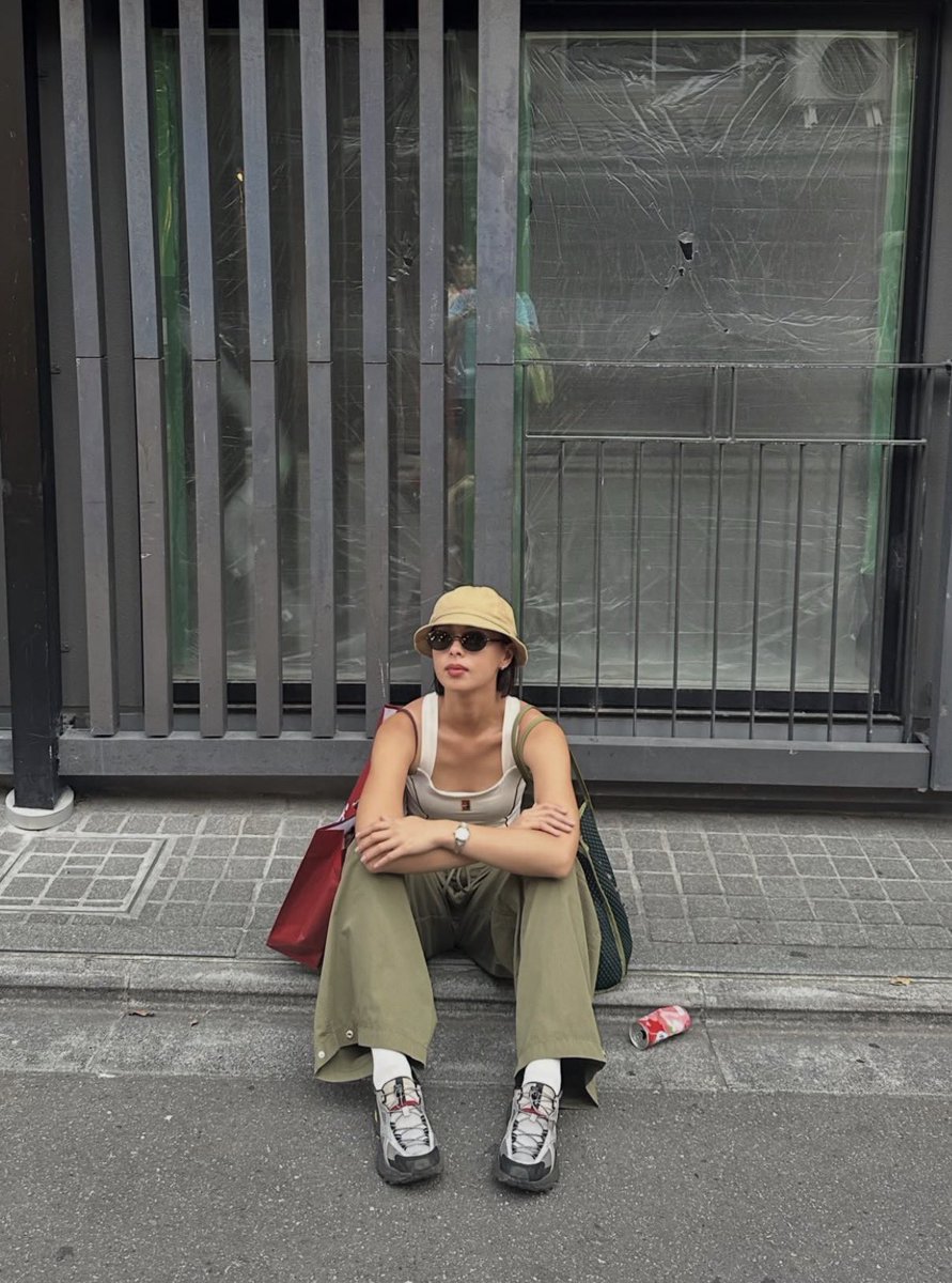 blairwaldorfs_'s tweet photo. djp girlfriend 🥰🫠 https://t.co/Kopsy9lrfL