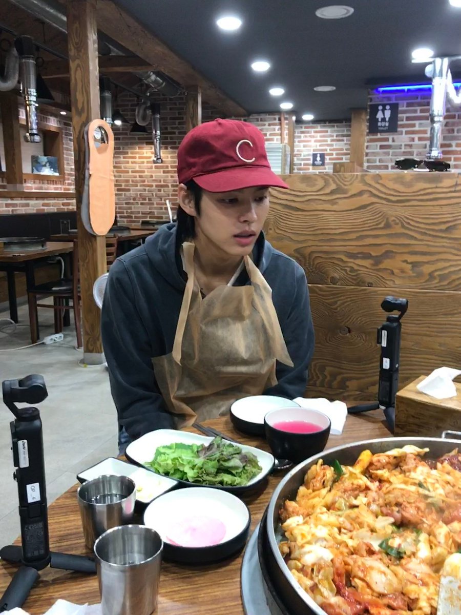 boktosim's tweet photo. 박윤호 남친짤 https://t.co/76JRykn61t