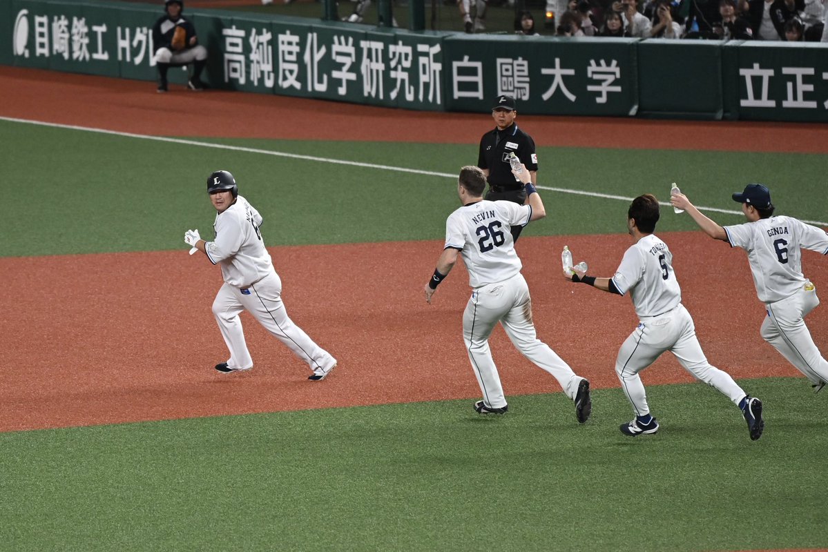OshiriT's tweet photo. おかわりさん🍚🍚

#seibulions https://t.co/ixkZAlNHIj