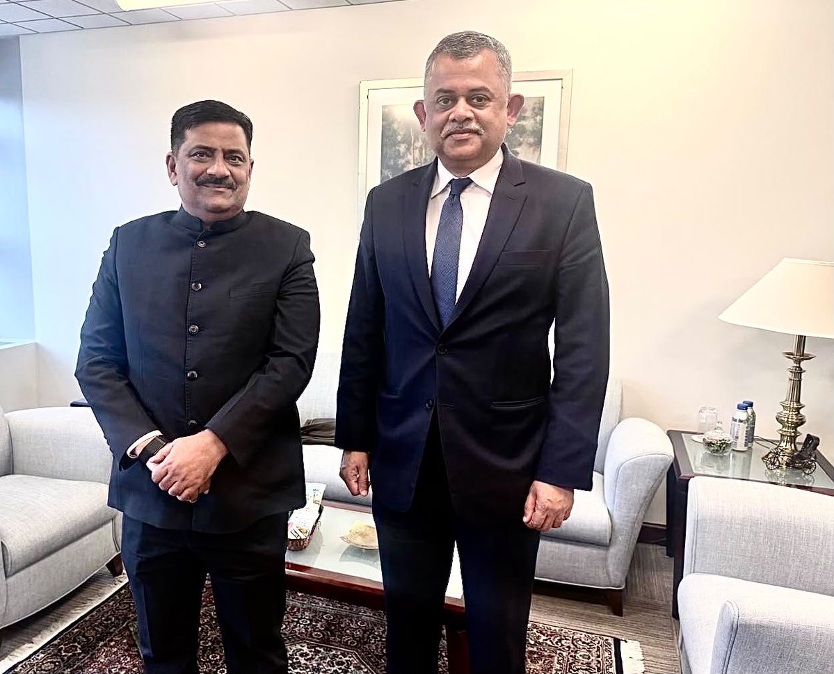 SanjayJhaBihar's tweet photo. Had the opportunity to meet Shri Neelkanth Mishra, Executive Director of the World Bank, at the World Bank office in Washington DC. 

Known for his sharp analytical insights on the Indian economy, Shri Mishra has often spoken about India’s strong fundamentals, the importance of the 15–20 year demographic window, and the need to “get rich before we get old.”

I had a constructive exchange of thoughts and ideas on India’s growth journey, the opportunities ahead and the urgency of making the most of this crucial window.

@WorldBankGroup @neelkanthmishra