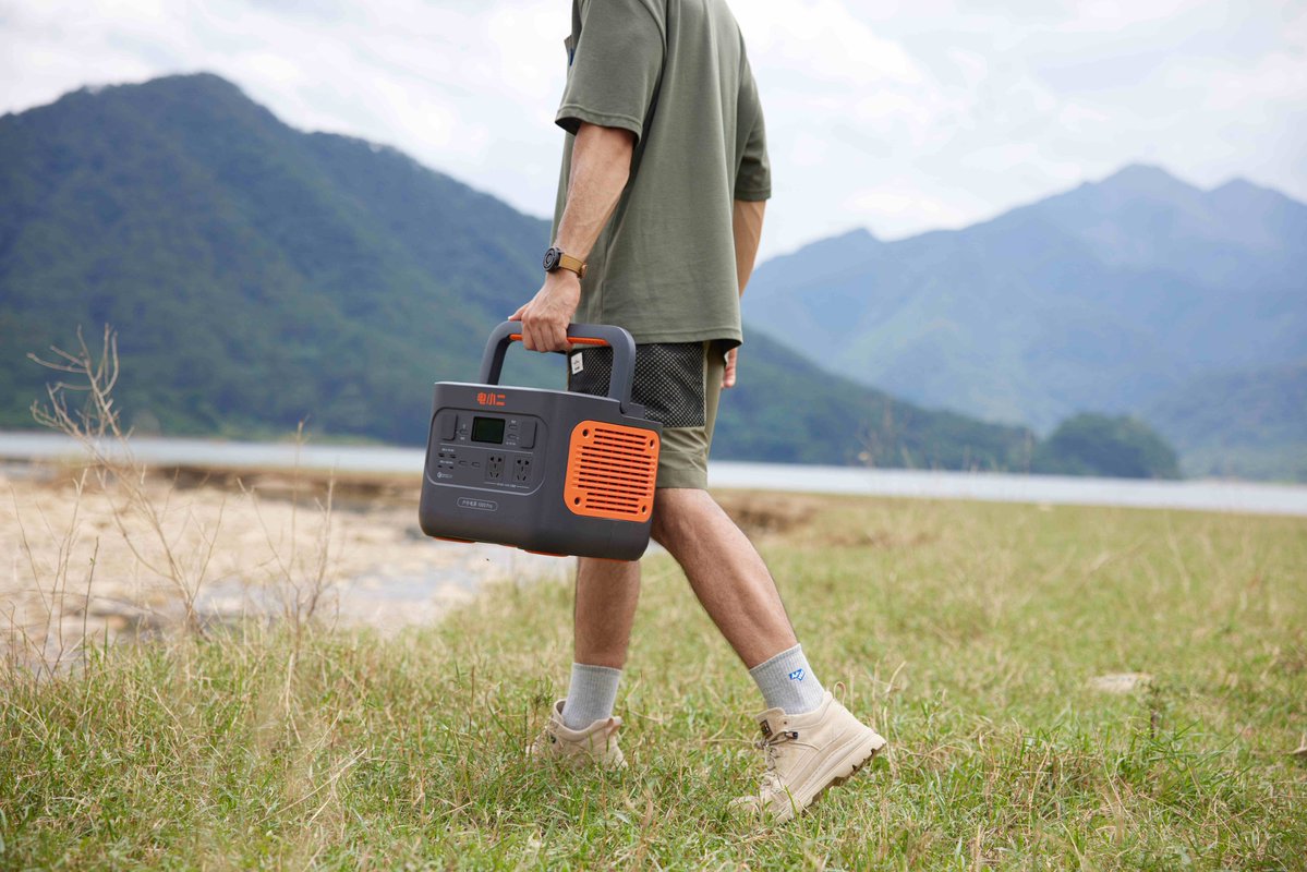 jademarco20743's tweet photo. Just tested the all-new sun-powered portable charger—no outlet needed, charged my devices on a weekend hike u0026 kept the vibe going all evening. Game-changer for outdoor lovers! https://t.co/7w6OHgSLT6