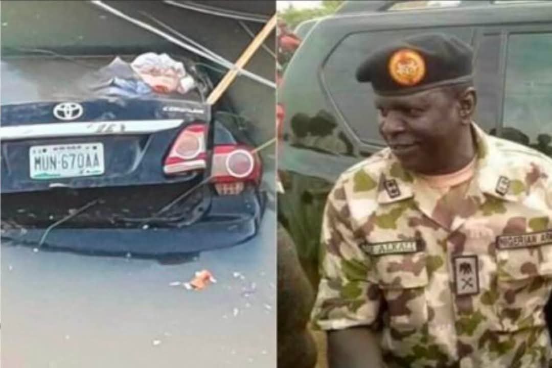 ana_herleemerh's tweet photo. You slaughtered General Alkali Ali, passers-by in commercial vehicles from Gombe, Bauchi, dumped them inside ponds, slaughtered 26 Zaria travellers, 8 Mangu traders, and those massacred in Rukuba on Eid, all of them Hausas  without ever asking if they were Hausa. Now you are pushing your Hausa Zallah agenda that you are hired to promote, asking Jos Hausas to join you in destroying the Fulani so you can later turn around and finish them too. That divide-and-conquer plan will not work in Plateau State.

Your target has always been Muslims, not Hausa or Fulani. You are only using Fulani to hide your atrocities.

Just last month, you were fighting them here for indigene certificates but all of a sudden, they are your brothers🤔 I think that Burkutu, kare and alade meat that you have been consuming is really effecting your brains. Yan Ta'addan banza munafukai.
