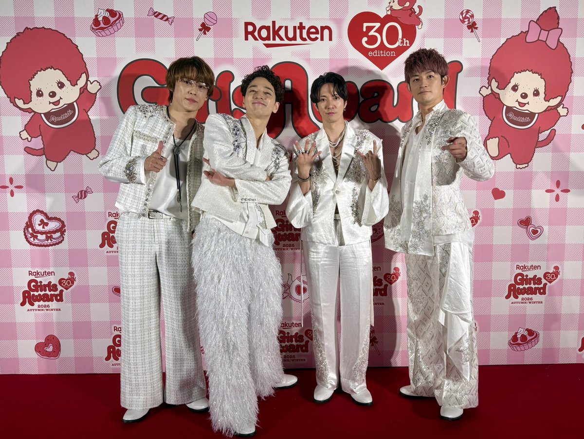 4U_STAFF's tweet photo. ／
#ガルアワ2026AW 
ありがとうございました🍰♥️
＼

デビューシングル『BLOOM WORLD』
新しい振り付けで初披露🕺✨

#ふぉ〜ゆ〜 デビューシングルは
11月11日(水)発売🕴
🔗 https://t.co/g0aAcByBb9 

おともだちの皆さまも、はじめましての方も
ぜひチェックお願いします💿✔️
#ふぉ〜ゆ〜CDデビュー