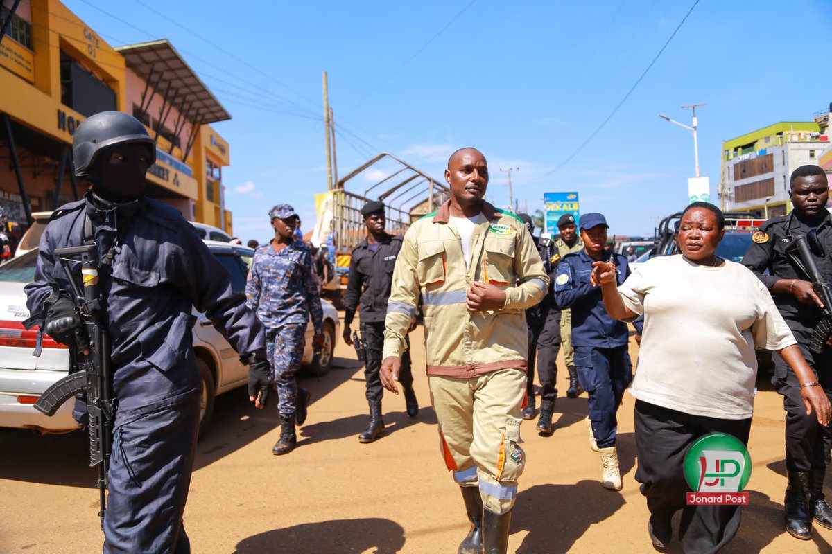 JonardPost's tweet photo. Hon. Eng. Jonard Asiimwe Akiiki, Minister for Science, Technology and Innovation – Office of the President, joined Rt. Hon. Prime Minister Robinah Nabbanja and other leaders in Hoima City for the National Cleaning Day exercise.

The initiative, held on the last Saturday of every month, calls upon Ugandans to take collective responsibility for keeping our communities clean, healthy and safe. 

A Clean Uganda is Everybody’s Responsibility.