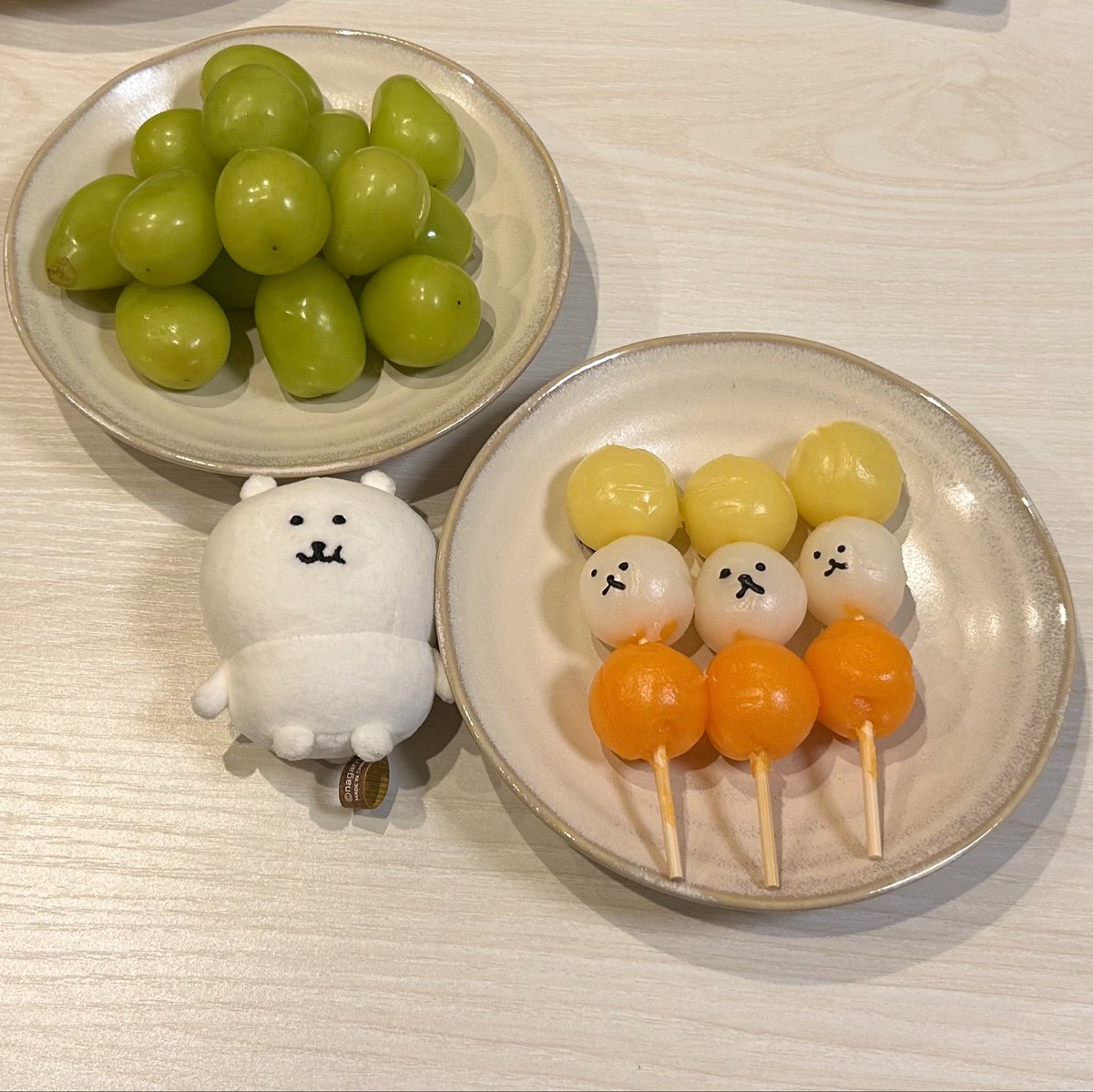 sabakuma9's tweet photo. くまとお月見 https://t.co/3GZNe7ALN8
