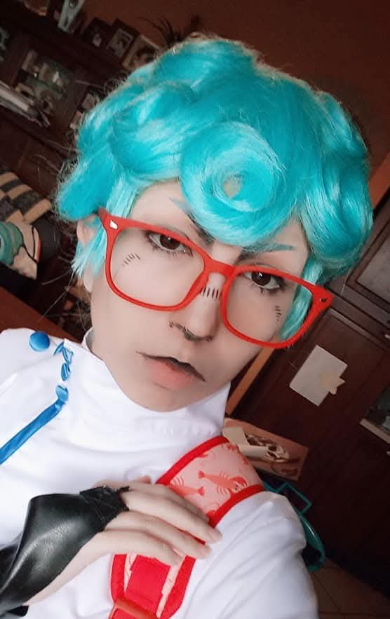 rinponpon's tweet photo. Ghiaccio cosplay done way back in 2019, but I still love it! 🧊 #Jjba #ventoaureo https://t.co/oODjlbITe0