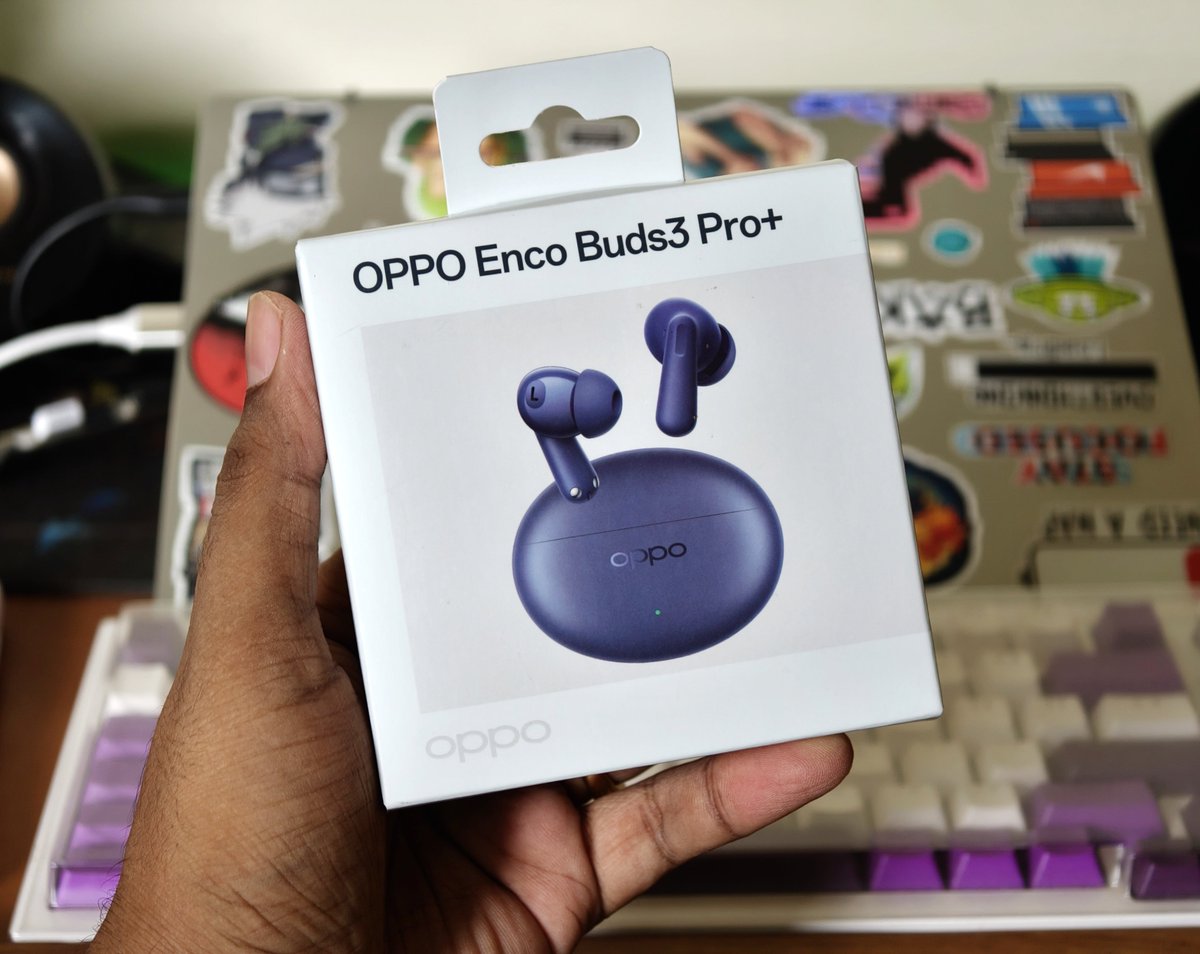 a_fresh_shinobi's tweet photo. Selling these two earbuds:

1. OPPO Enco Air 5: ₹2100 
2. OPPO Enco Air3 Pro+: ₹1700

Free Shipping across India. 

DM for details. Repost for reach 😇 https://t.co/aDgoGZuchK
