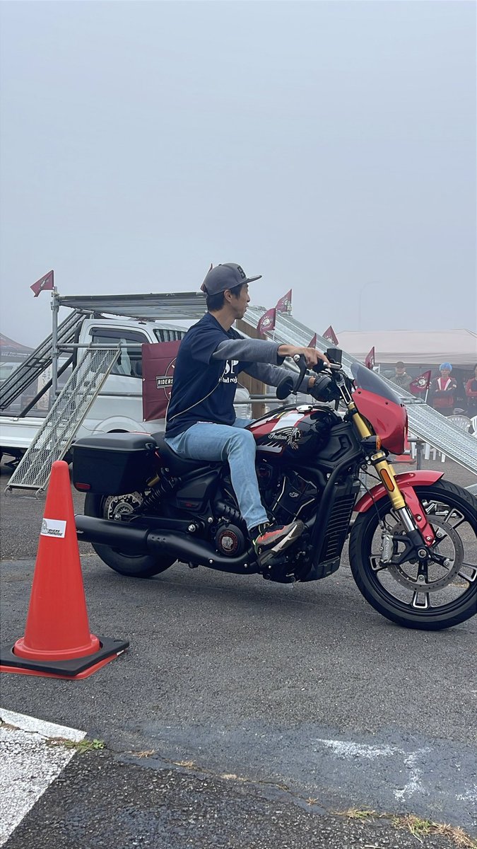 2505niko's tweet photo. 本日はINDIAN RIDERS DAY JAPANにお邪魔させていただきました✨
MCの理子さんにもまたお会いできてhappy🫶
とても豪華で楽しかった１日でした🥰
#SSP
#サイドスタンドプロジェクト
#インディアンと遊ぼう 
#インディアンで遊ぼう https://t.co/S8J47nKs0e