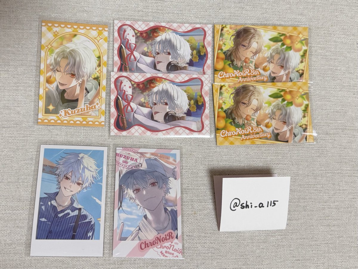 shi_a115's tweet photo. ChroNoiR 8周年 ポップアップ 交換 ランダムフォト風カード 缶バッジ 

譲 1・2枚目、3枚目💘

求 全て同商品🔫さん

郵送での交換です

お心当たりある方ご連絡ください https://t.co/qYMUkl2nOR